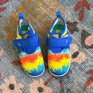 Speedo • Velcro water shoes